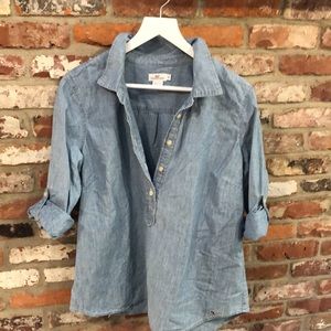 Vineyard Vines chambray popover shirt